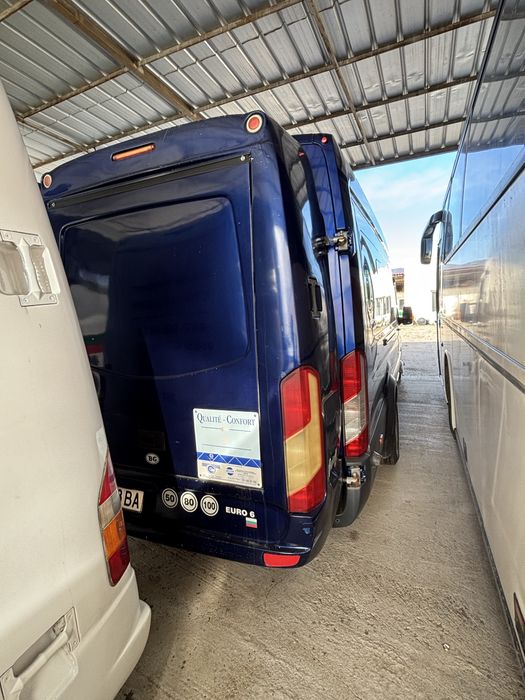 Продавам Автобуси