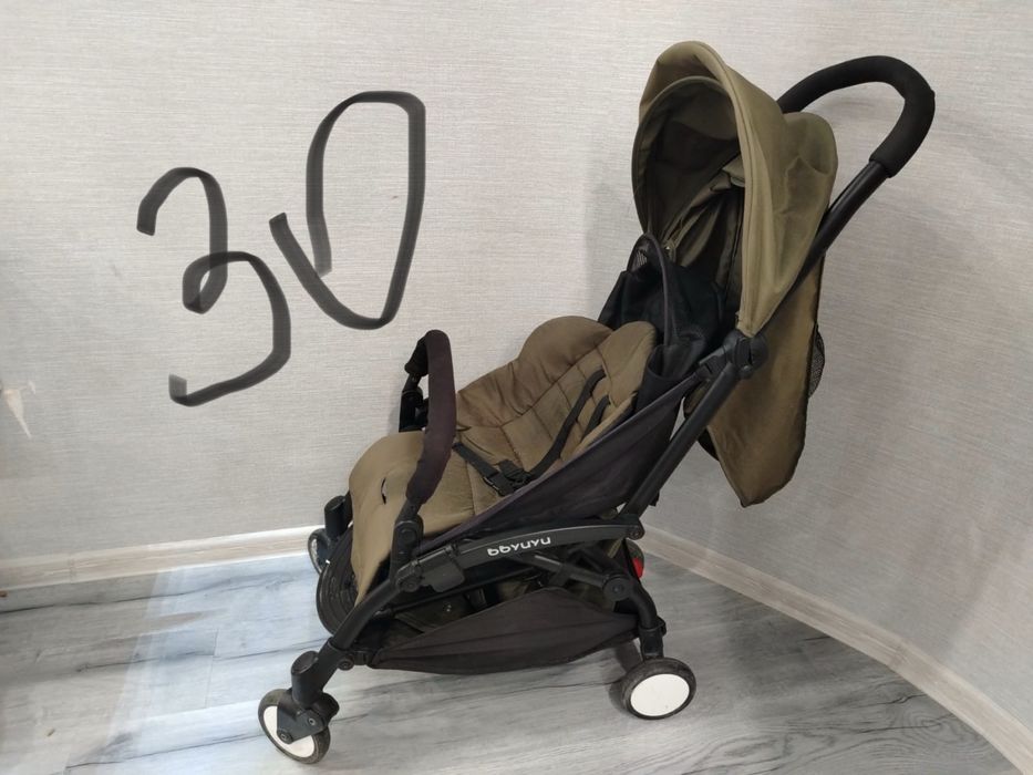 Продам коляску прогулочную