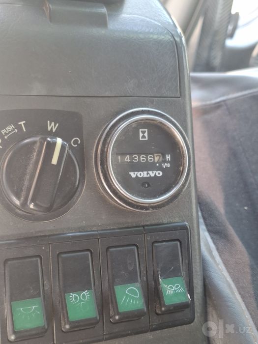 Ekskavator Volva 145 sotiladi