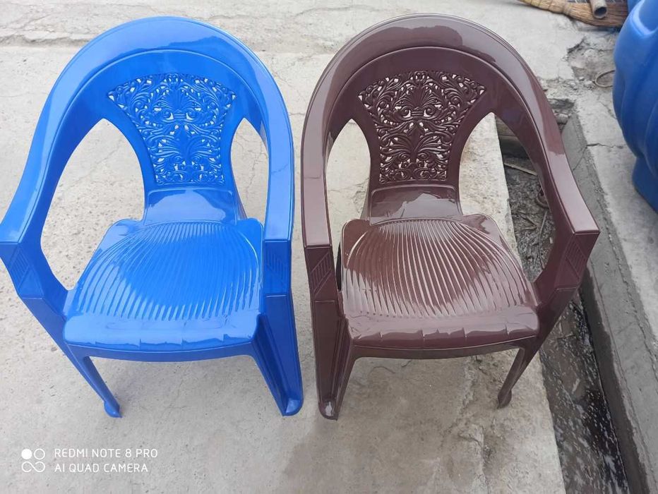 Качественные столы со стульями на 4 человека для дачи и кафе