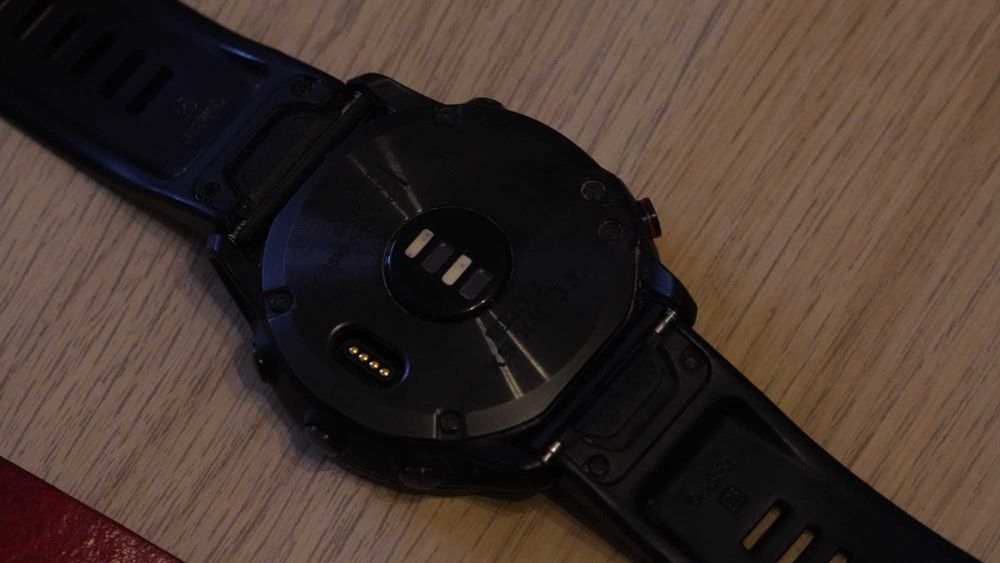 Garmin fēnix 6X Sapphire + 2 допълнителни каишки – 200 €