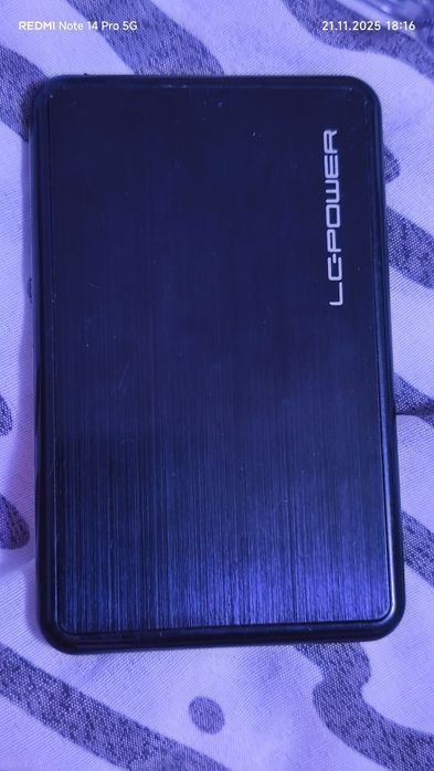 Hard diskuri externe 4 buc 160 lei