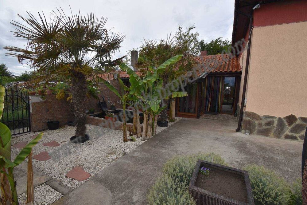 Продава се Къща в Каварна - 92 кв.м за 924 €/кв.м - Снимка #3