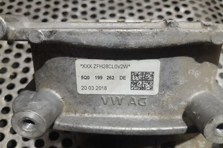 Suport motor 5Q0199262DE 5Q0199262DE Seat Ibiza a 5-a generatie KJ