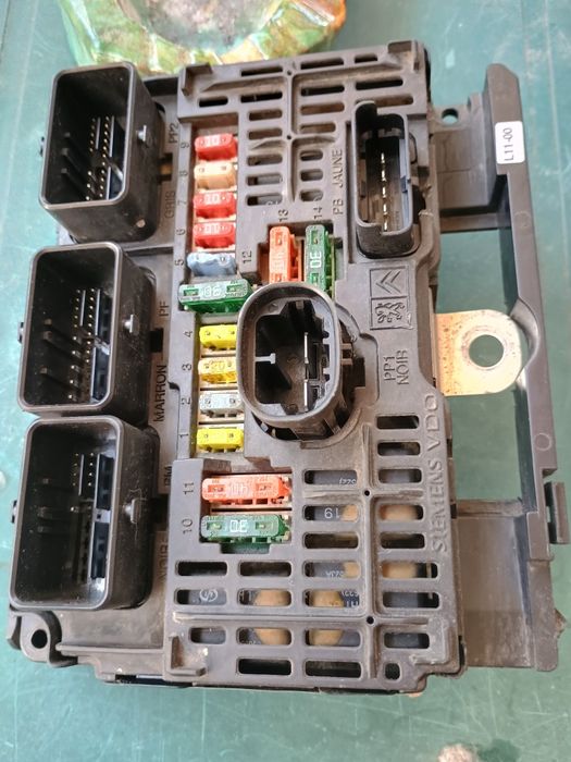 Vând panou siguranțe BSM pentru Citroen/Peugeot