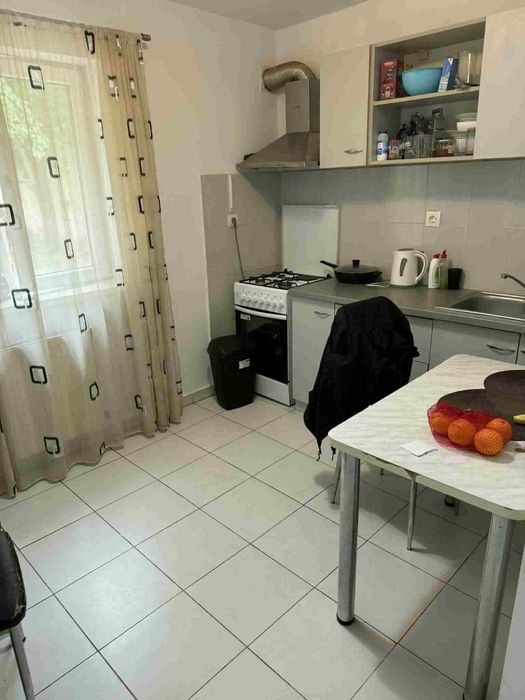 Proprietar închiriez ap o cameră zona Lipovei