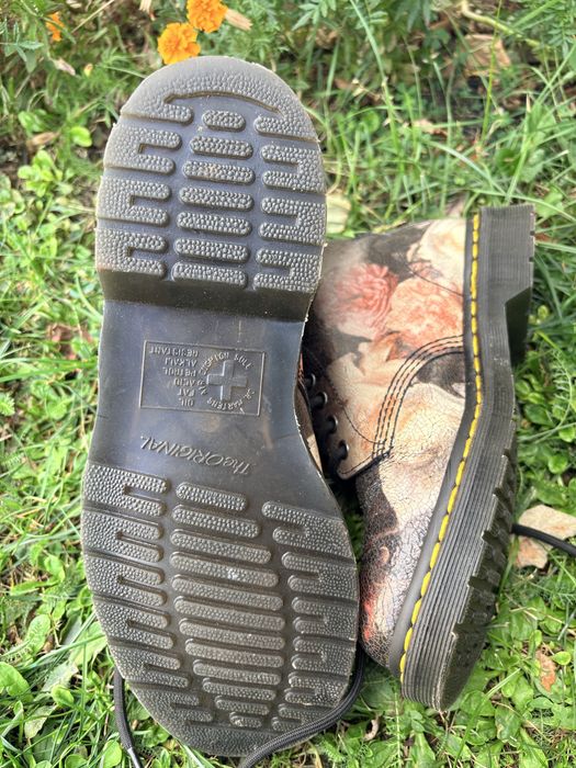 Dr. Martens, 39 номер, нови