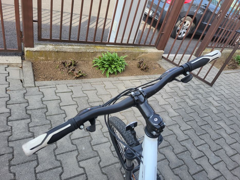 Bicleta SCOTT aspect