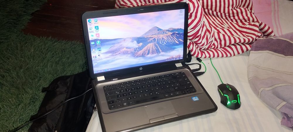 Лаптоп HP SSD 256gb може и бартер