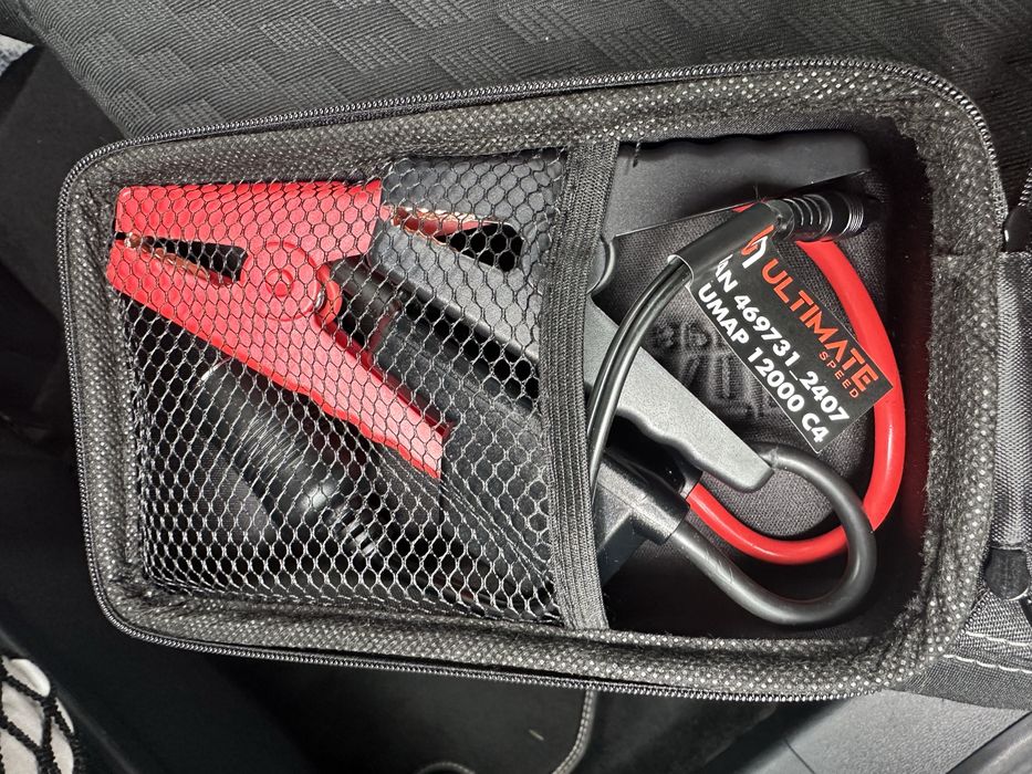 Vand starter auto portabil NOU pachet complet!