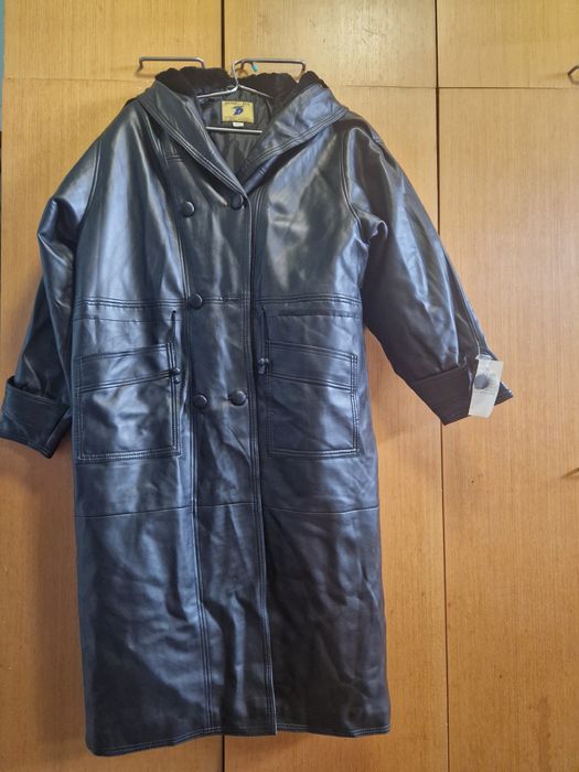 Дамско кожено яке