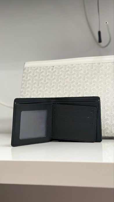 Portofel Louis Vuitton negru  nou!
