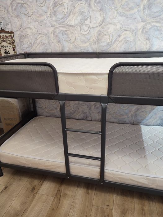 Двухъярусная кровать IKEA