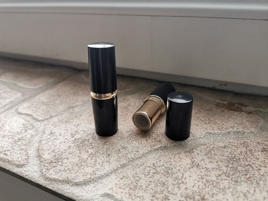 Празни опаковки за червила овални и правоъгълни