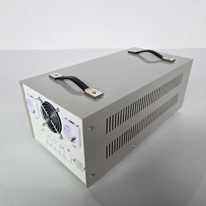 Стабилизатор напряжения 5кВА, 220В, PowerPik
