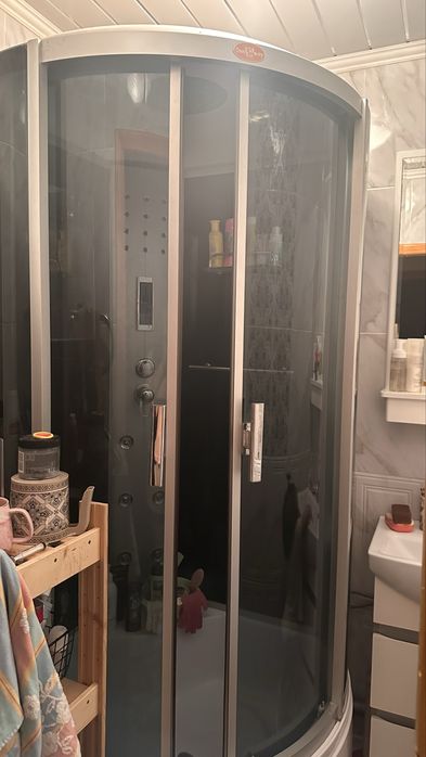 Душевая кабина б/у самовывоз Срочно!!!