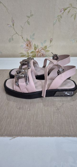 Sandale piele naturala marimea 36