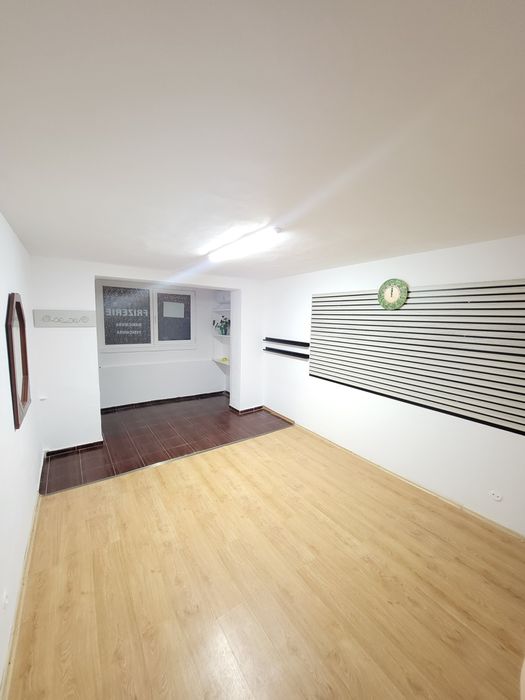 Spațiu de închiriat