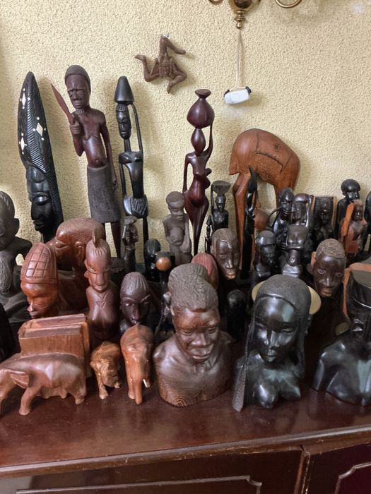 Statuete si masti africane