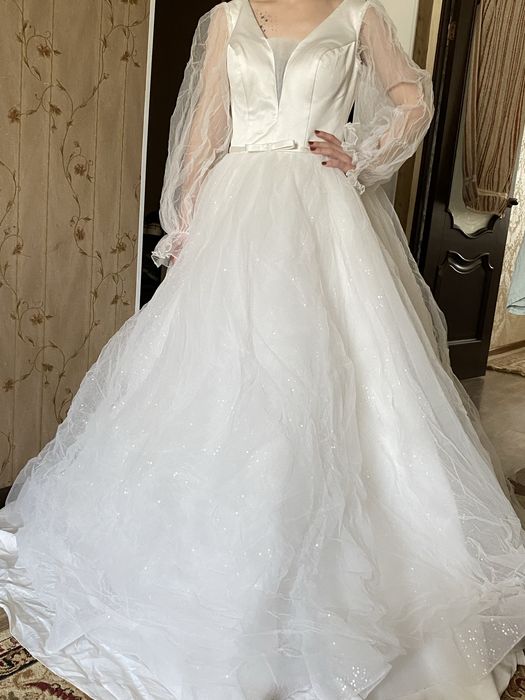 2 свадебных платья