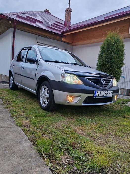 De vânzare Dacia Logan 1.4 Benzină mâi multe detalii la telefon 0741535516