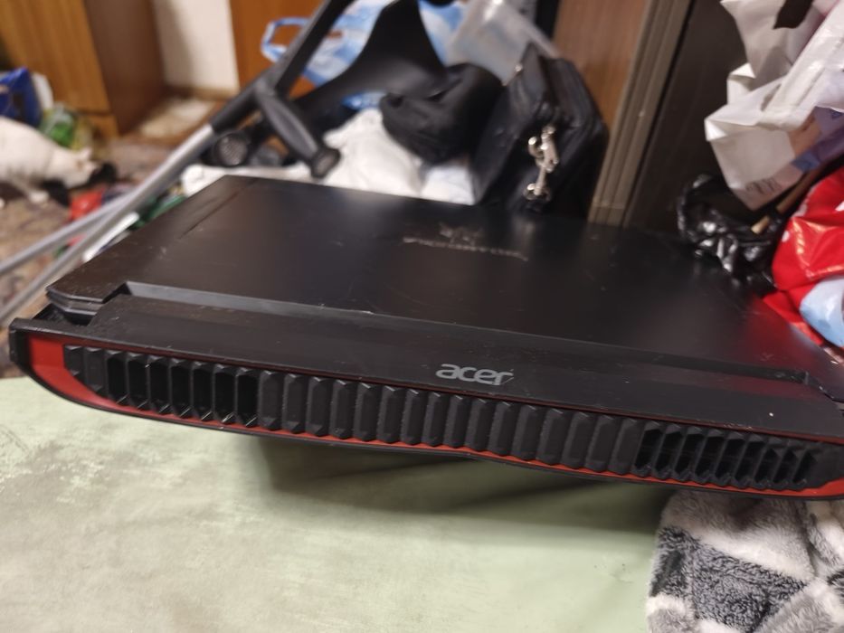Acer predator геймърски лаптоп 17.3 инча