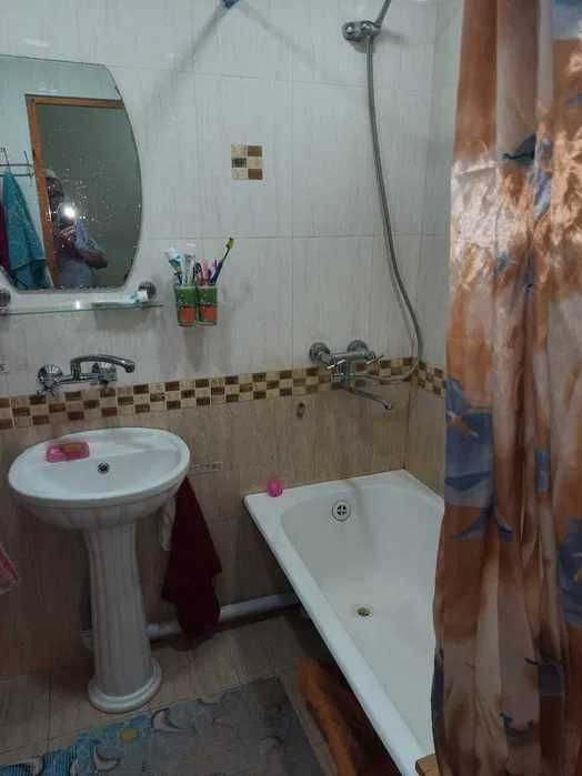 Нукусская улица рядом посольство России, супермаркет Макро 140 кв.м