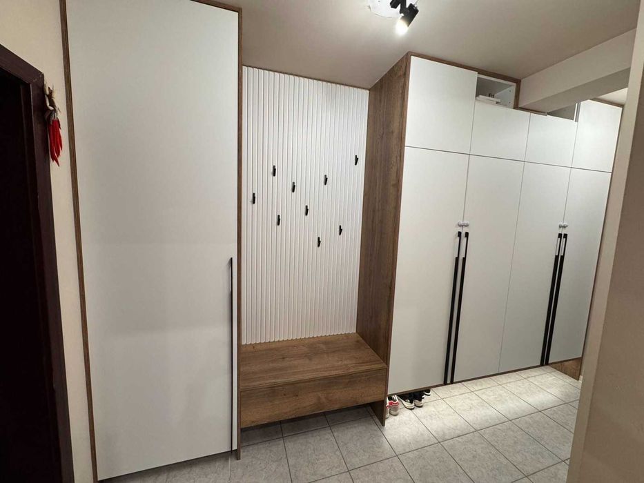 Продава се Тристаен апартамент в Хасково, Център - 98 кв.м за 911 €/кв.м - Снимка #4