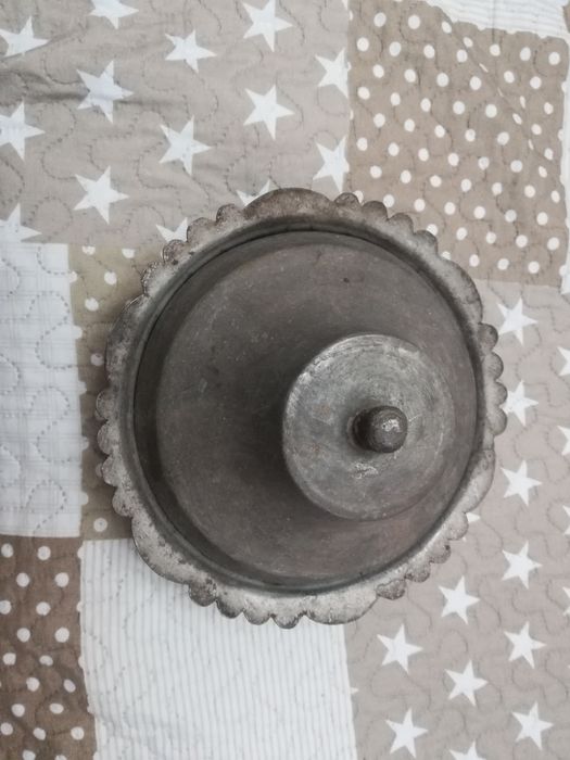 Османски турски сахан бакър ръчно кован капаклия уникат антика