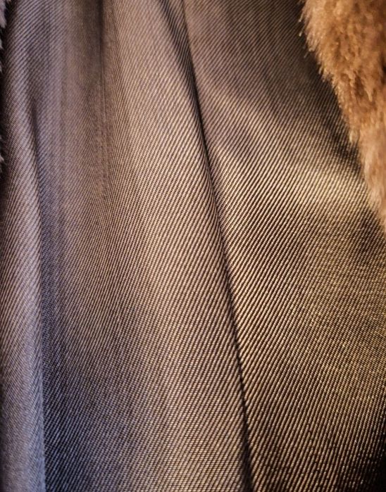 Haină de blană originală