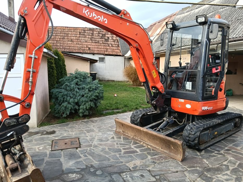 Miniexcavator kubota u 35