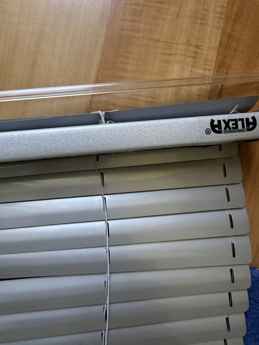 Алуминиеви щори в цвят сив бронз