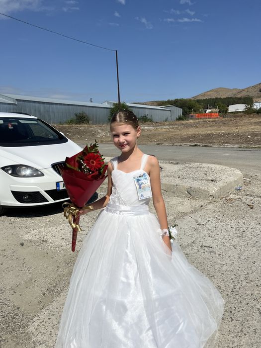 Детска булчинска рокля