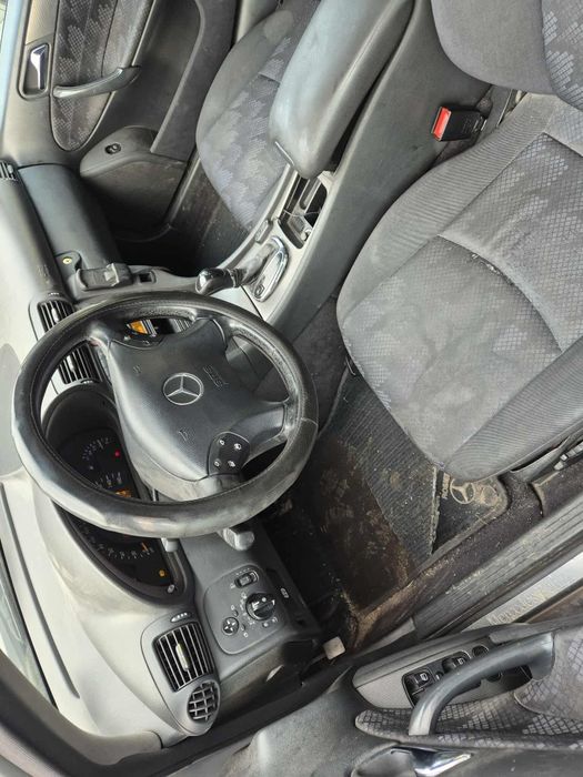 Mercedes W203 C220CDI 143кс 611 седан автоматик ЧАСТИ!