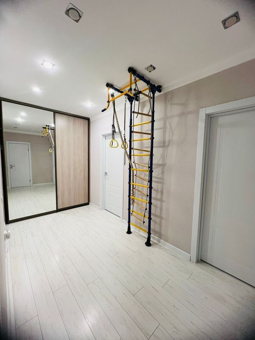 Продам 5 ком кв 186 м2 евроремонт в районе Галактики - View 6