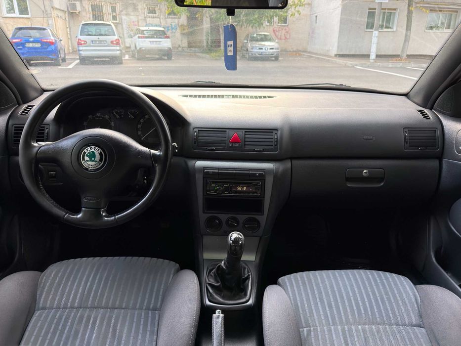 SKODA Octavia 2009 — imagine 4