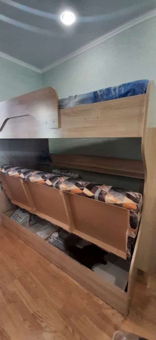 Двухъярусная кровать продам