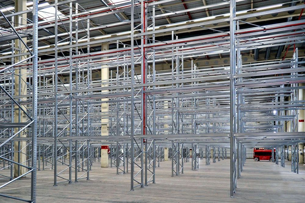 Rafturi metalice industriale pentru paleti
