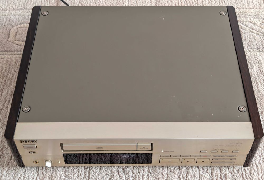 Vand CD Player SONY CDP-X559ES