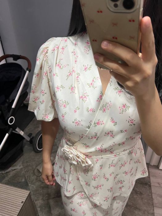 Продам новое платье