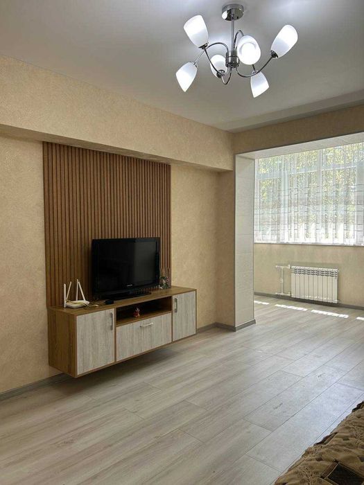 R10  Сдаётся квартира 2/2/4  р-н Мирзо Улугбекский