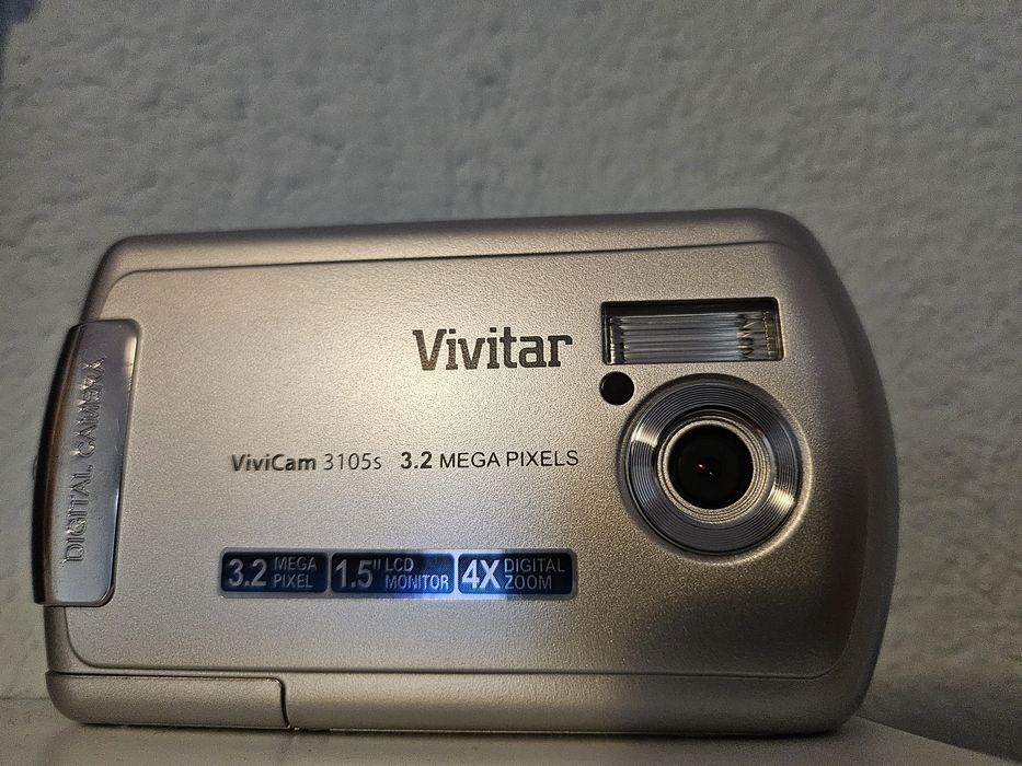 Дигитална ретро камера Vivitar