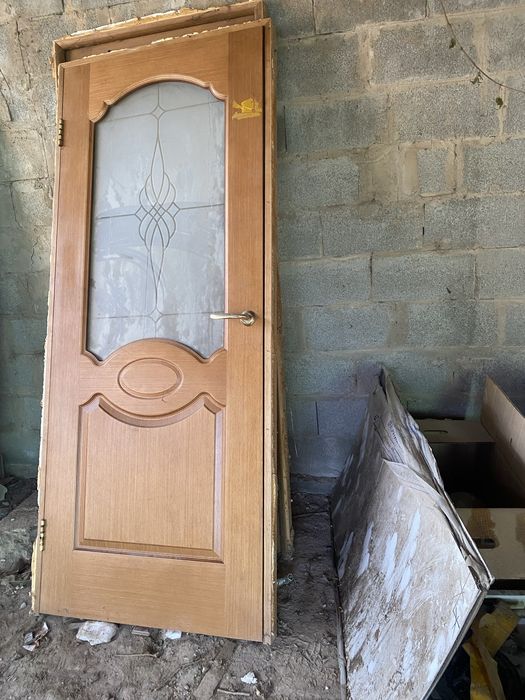 Продам двери в хорошем состоянии