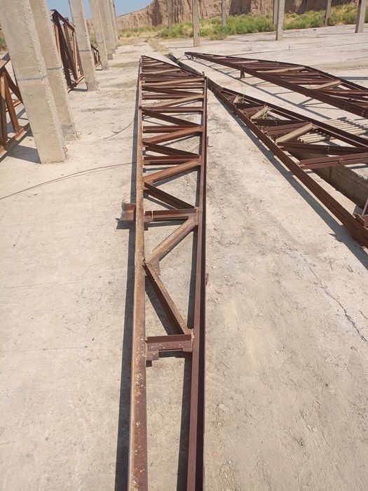 ферма металичиски узулиги 10 метр