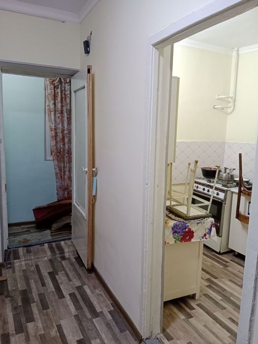 Продаётся 1 комнатная квартира в Чирчике