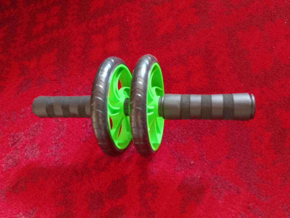 Продам Ролик для пресса .