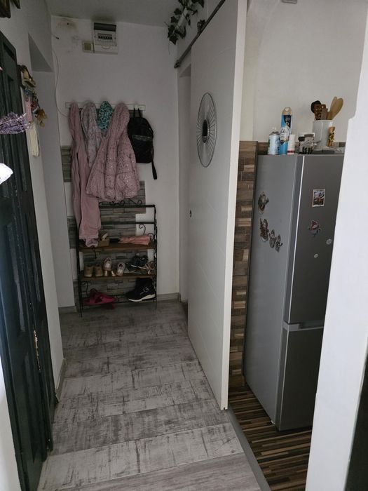 De vînzare apartament cu 2 camere