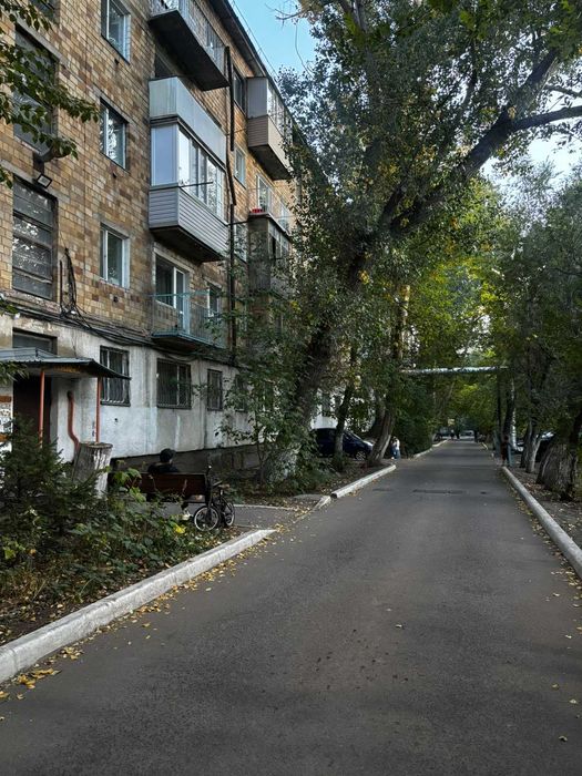 Продам 2х ком. пр.Абдирова 50/1 >