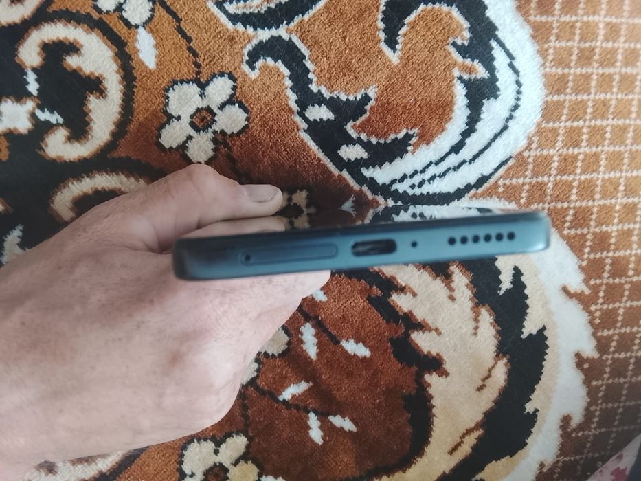 Продам Xiaomi redmi note 12 pro