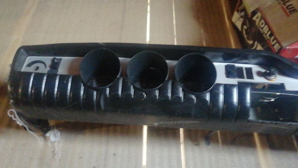 Vând Bord dacia 1300 + diferite piese